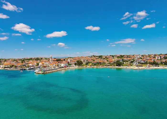 Beautiful In Апартаменты Пакоштане